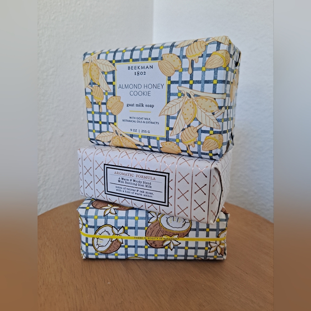 Beekman 1802 Almond Honey Cookie Oak Moss Coconut Cream Goat Milk Soap Set 3